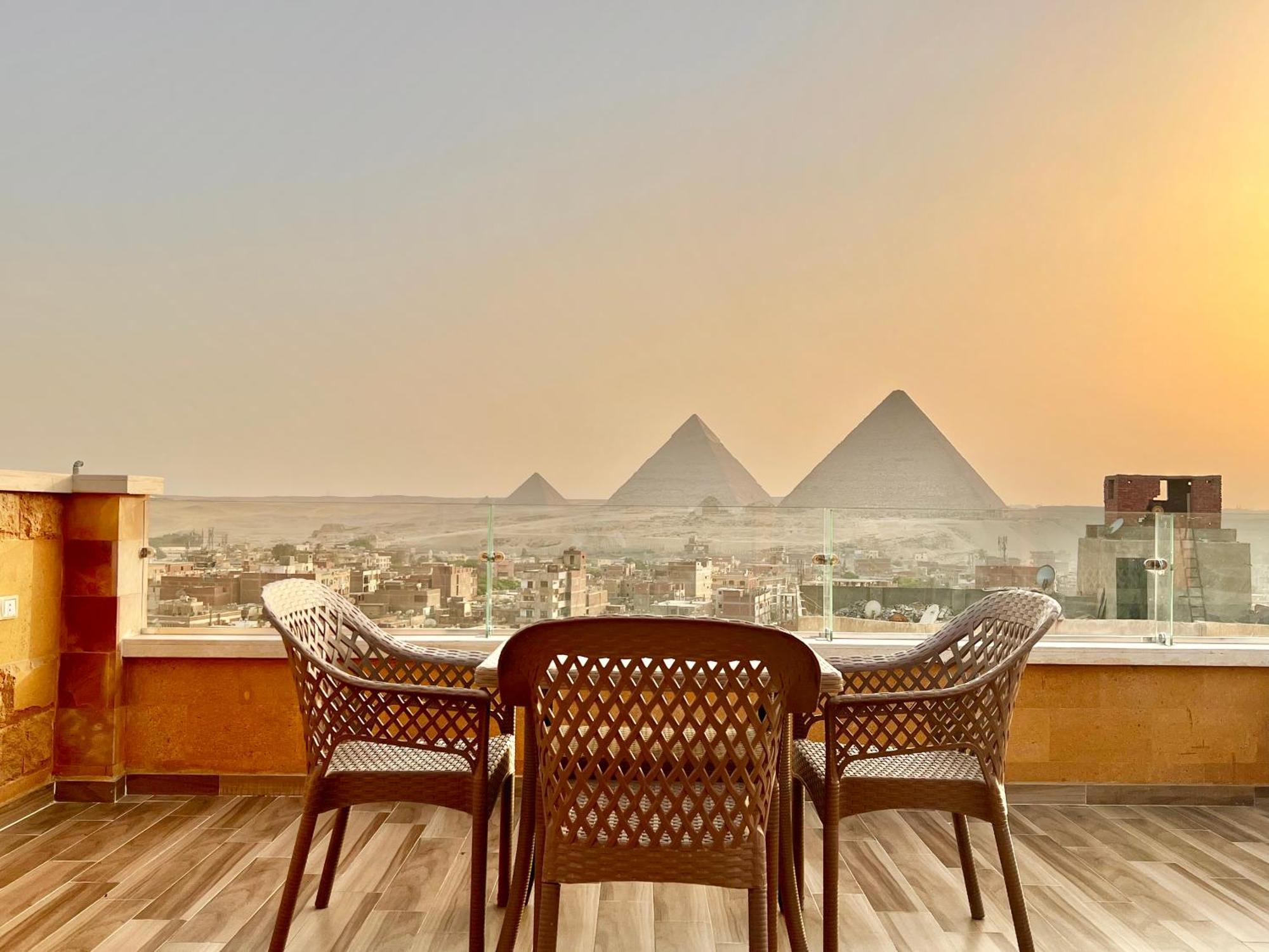 Celia Pyramids View Inn Nazlet el-Sîsi Exterior foto