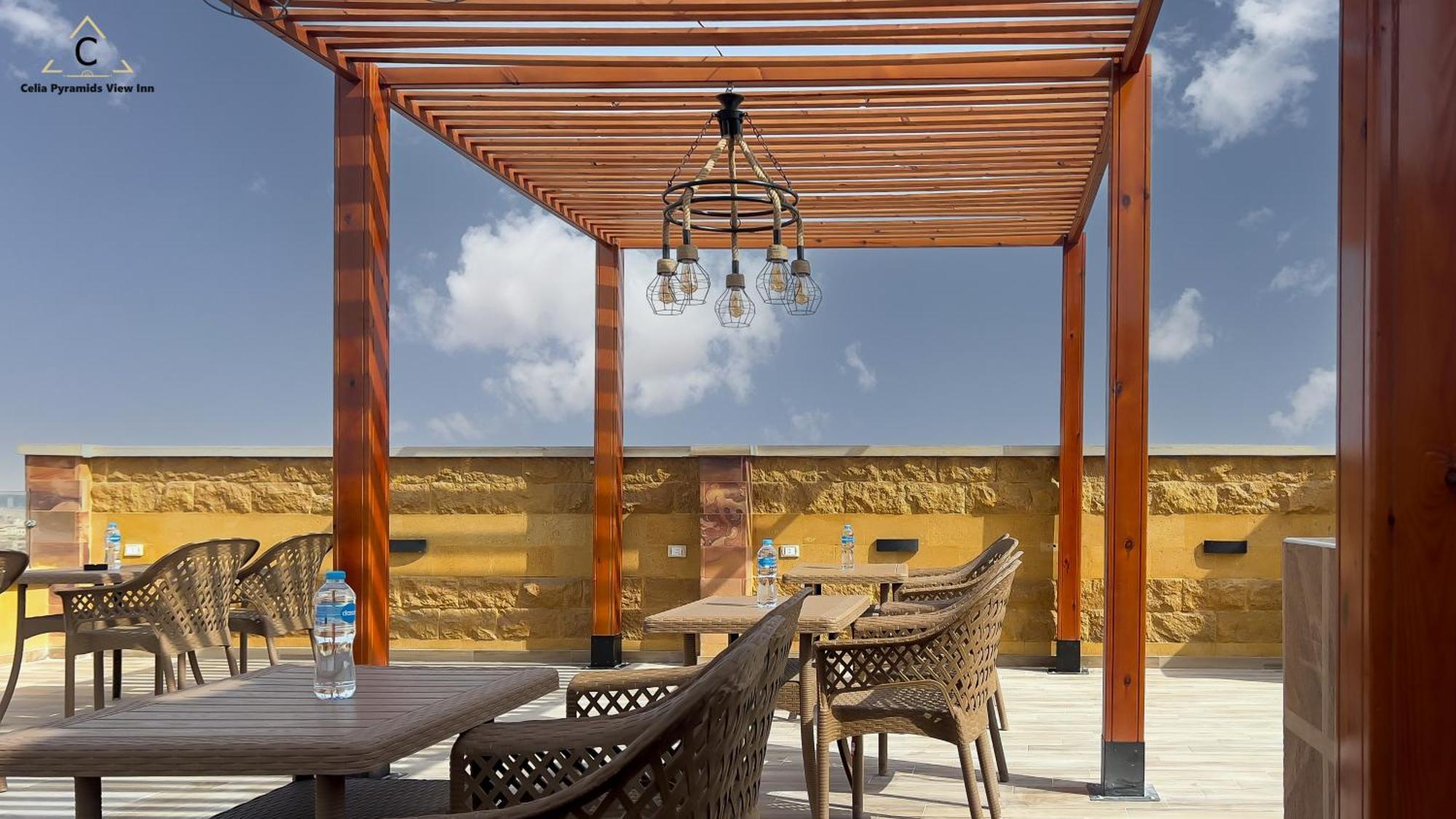 Celia Pyramids View Inn Nazlet el-Sîsi Exterior foto